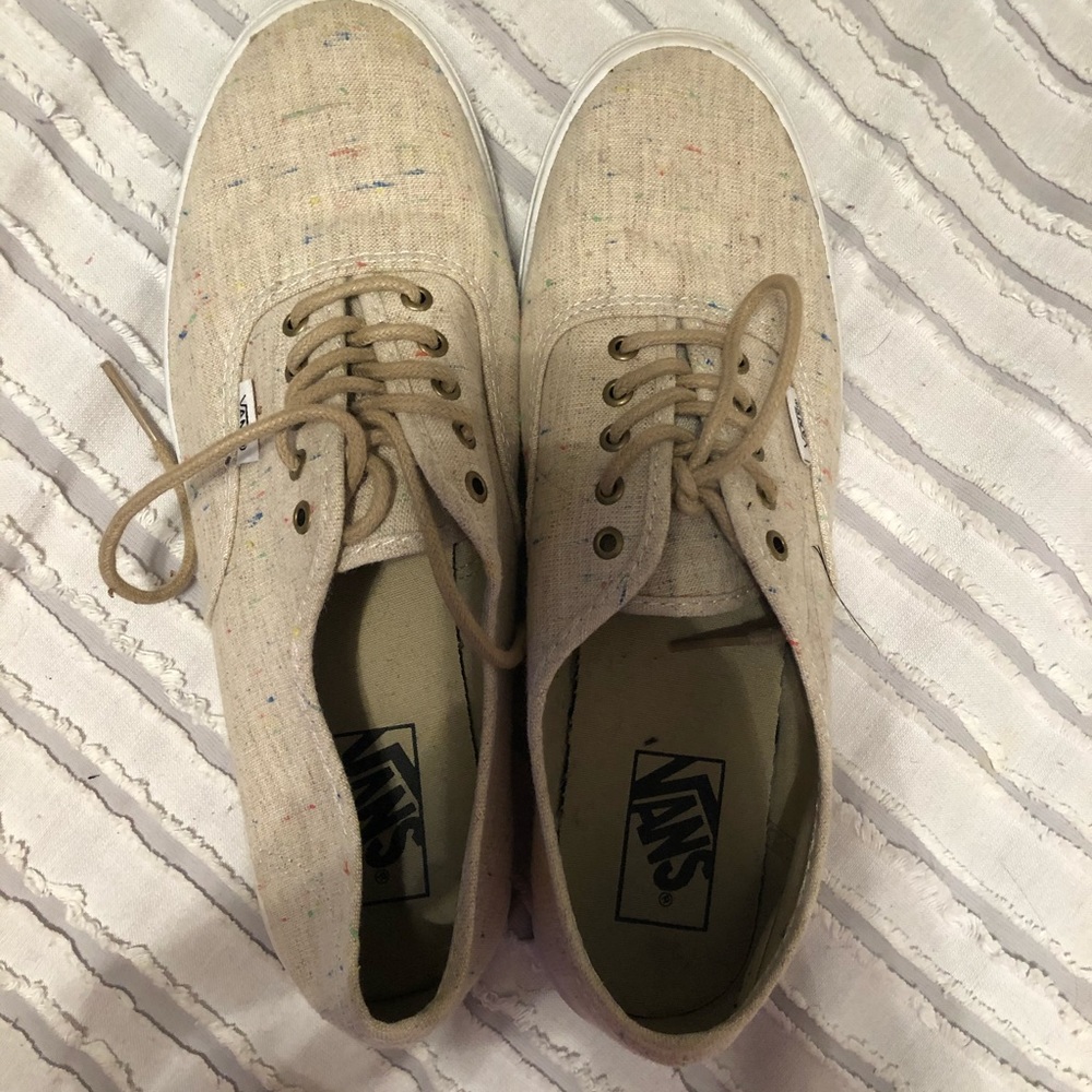 Canvas vans
